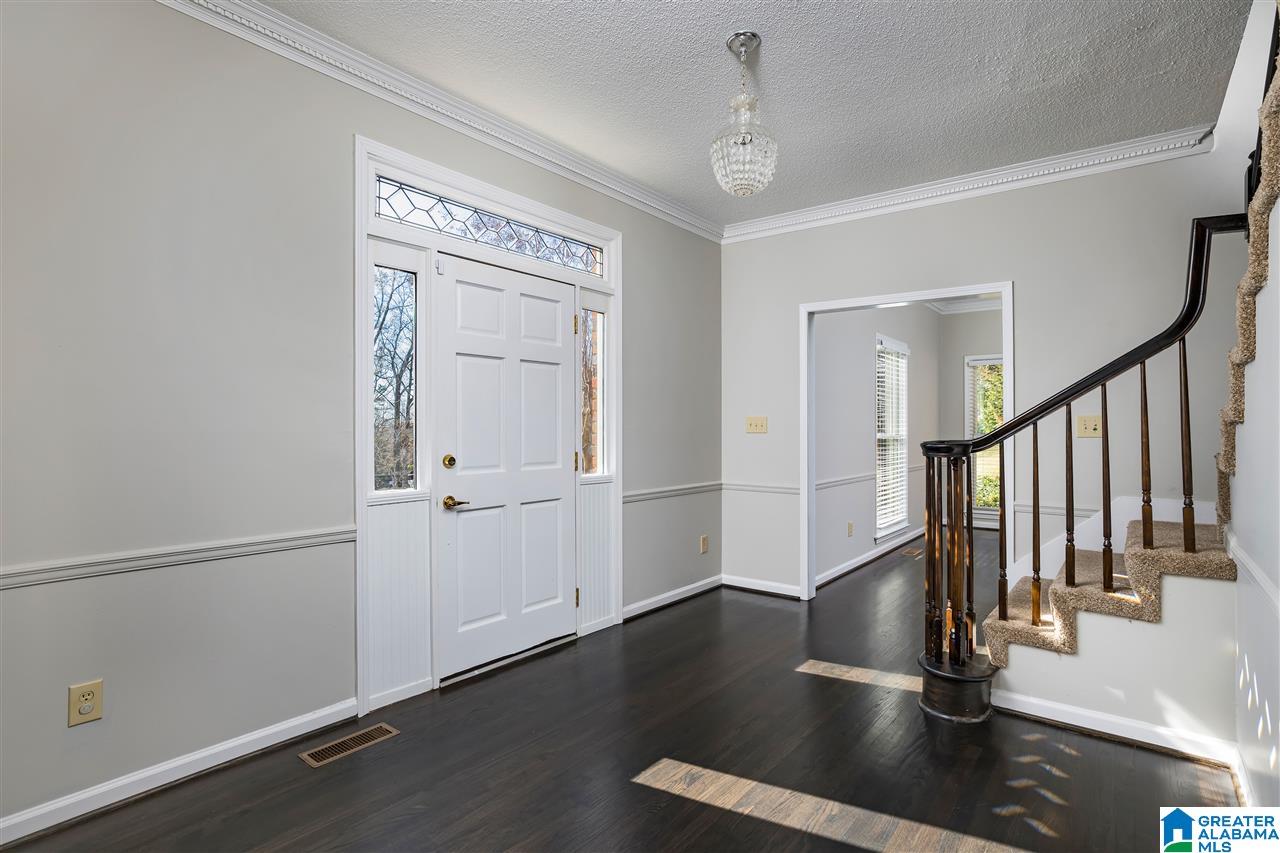 4922 Spring Rock Road Birmingham, AL 35223 - Photo 5 of 39