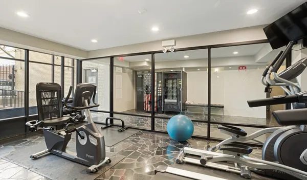 $1,984 | 7616 North Marshfield Avenue, Unit 308, Chicago, IL 60626