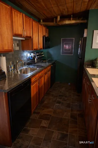 $219,999 | 68 Thermos Avenue, Unit 222B, Norwich, CT 06360