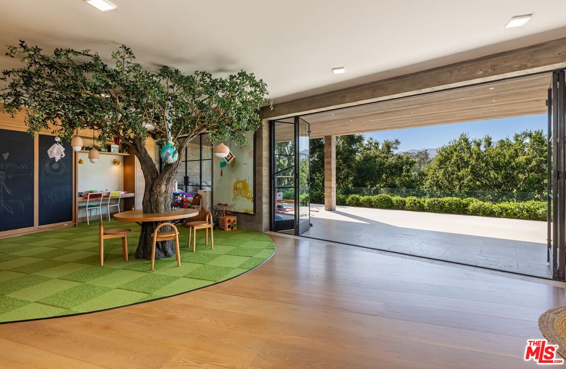 859 Woodacres Road Santa Monica, CA 90402 - Photo 39 of 55