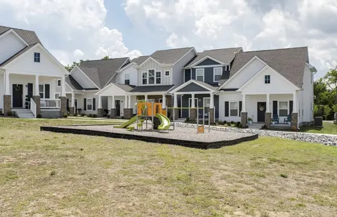 $2,000 | 975 Ashland Pl Drive, Nashville, TN 37218