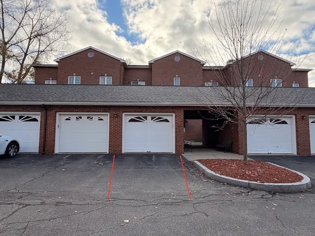 $3,300 | 7 Conant Road, Unit 21, Winchester, MA 01890