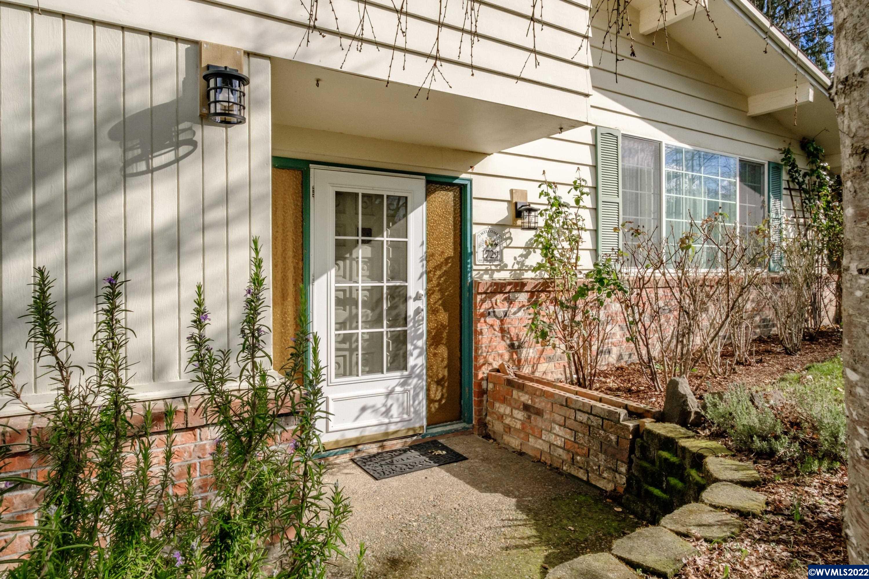 1729 Northwest Embassy Place Albany, OR 97321 - Photo 5 of 42