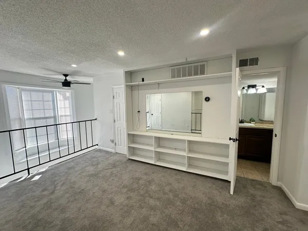 a view of walk in closet