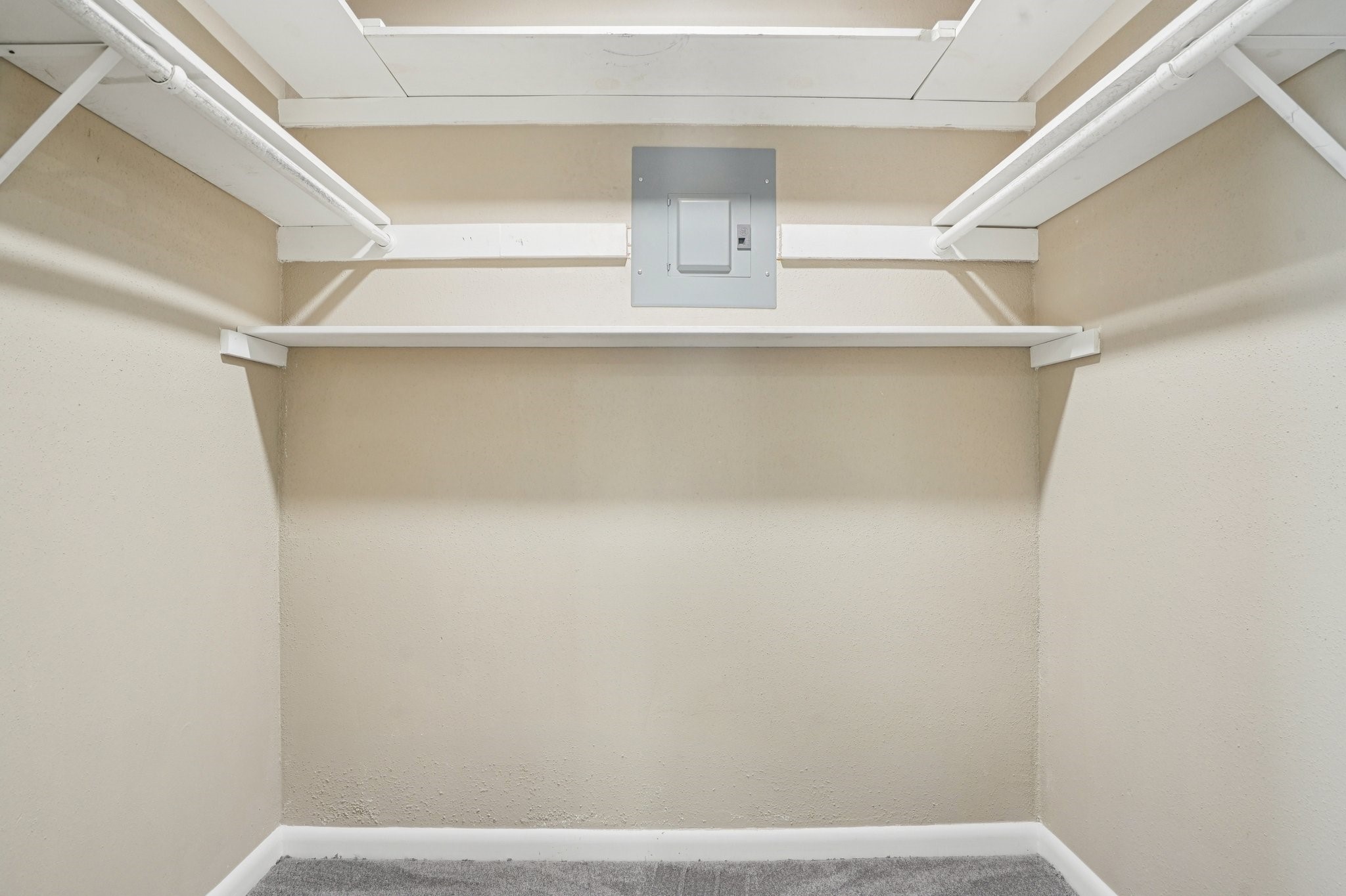 2800 Jeanetta Street, Unit 203 Houston, TX 77063 - Photo 26 of 34 a view of small space