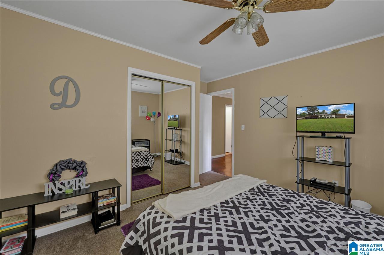 329 4th Street Pleasant Grove, AL 35127 - Photo 10 of 22