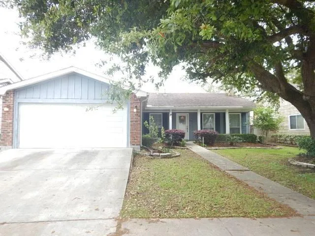 $2,450 | 1404 Drake Lane, Gretna, LA 70056