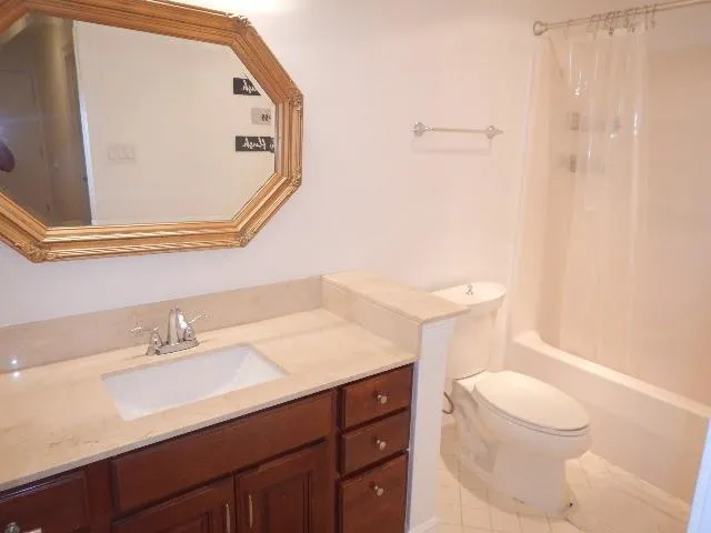 $2,450 | 1404 Drake Lane, Gretna, LA 70056