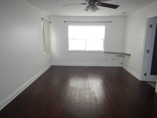 $2,450 | 1404 Drake Lane, Gretna, LA 70056