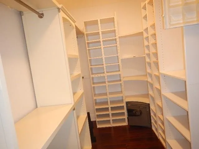 $2,450 | 1404 Drake Lane, Gretna, LA 70056