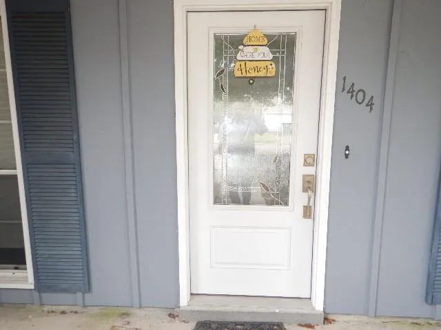 $2,450 | 1404 Drake Lane, Gretna, LA 70056