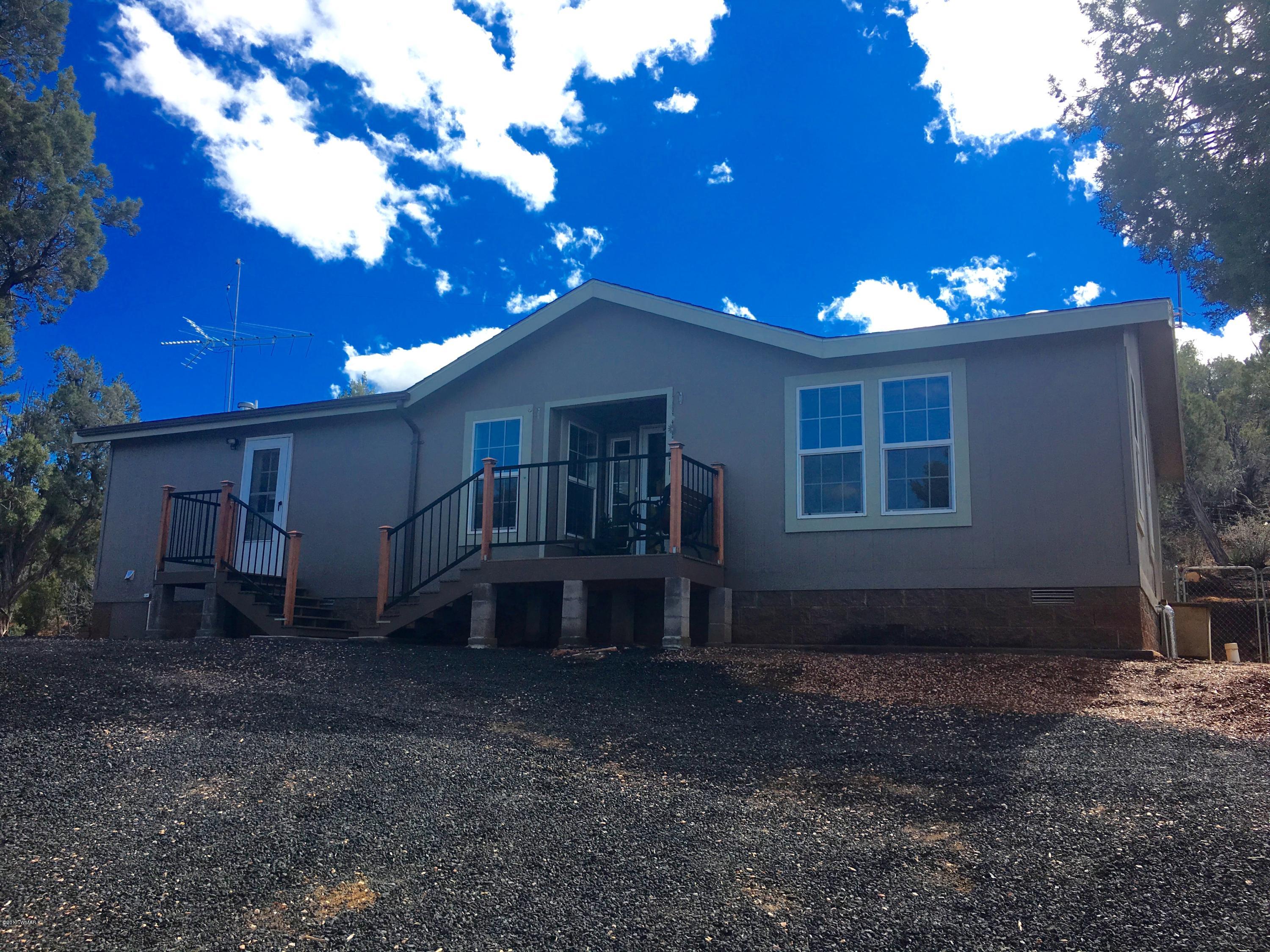 6901 Queens High Road Show Low, AZ 85901 - Photo 1 of 27 Gallery Image 1