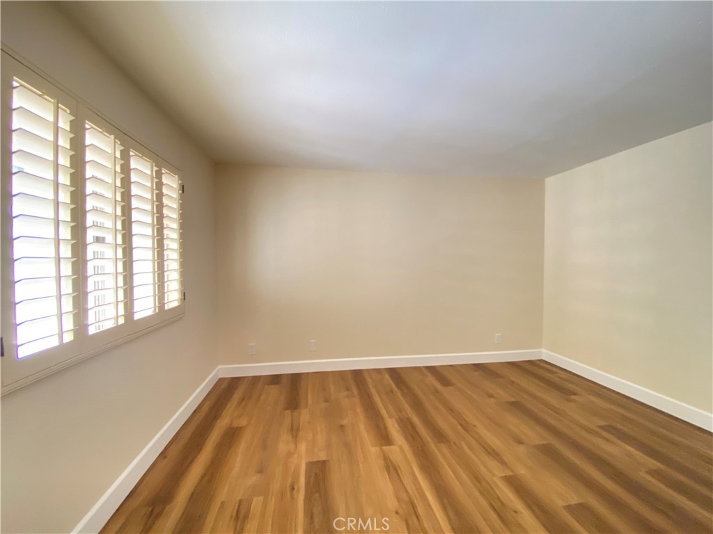 1084 North Jacaranda Road Colton, CA 92324 - Photo 15 of 19 wooden floor in a room