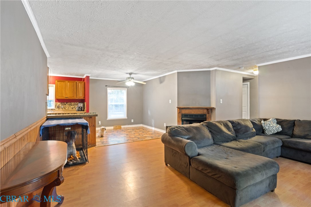 7472 Wagon Run Road Gloucester, VA 23061 - Photo 4 of 37 Gallery Image 4