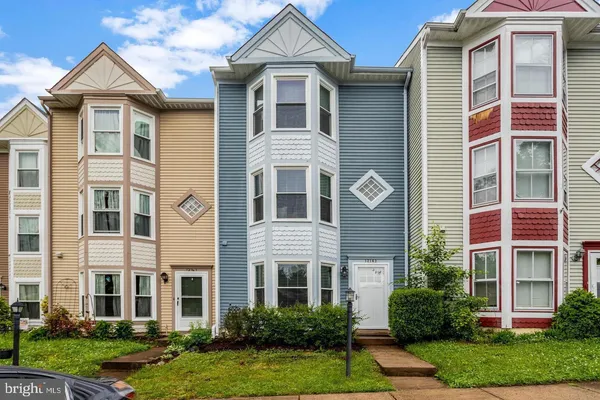 $2,800 | 12163 Presidio Way, Woodbridge, VA 22192