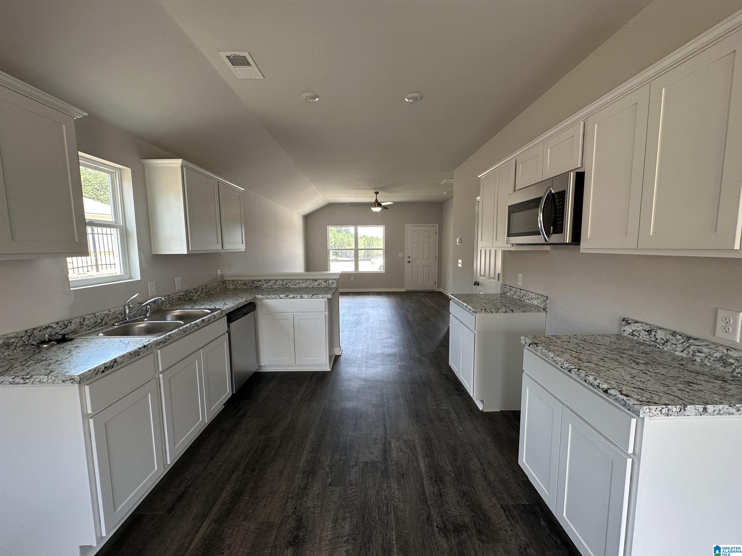22 August Court Lincoln, AL 35096 - Photo 3 of 14