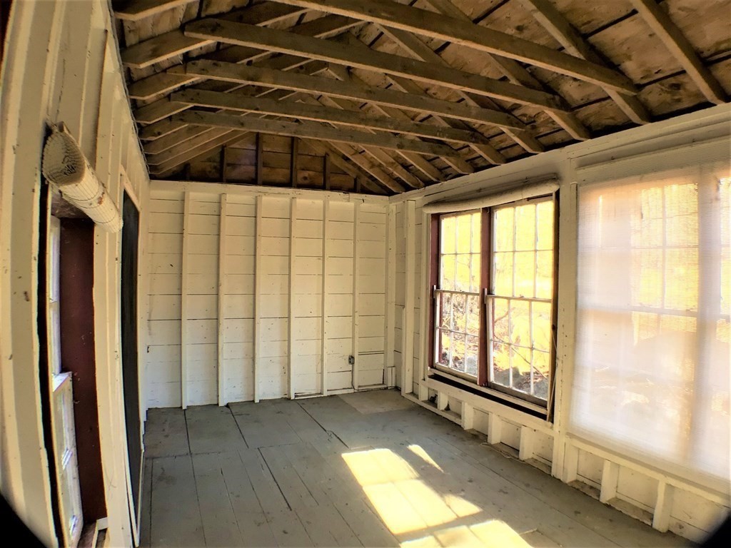 44 West Street Petersham, MA 01366 - Photo 18 of 21