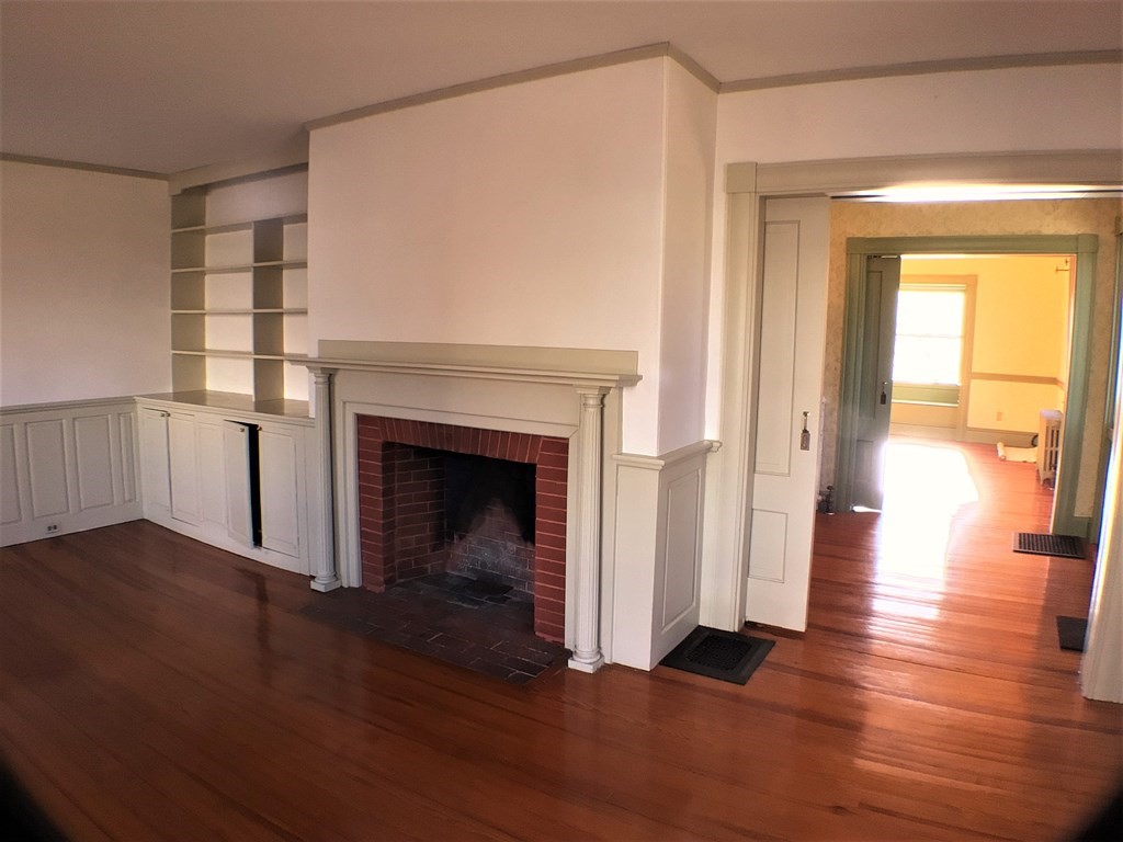 44 West Street Petersham, MA 01366 - Photo 4 of 21