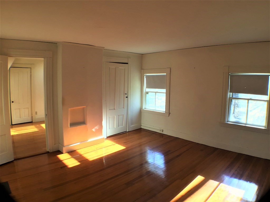 44 West Street Petersham, MA 01366 - Photo 8 of 21