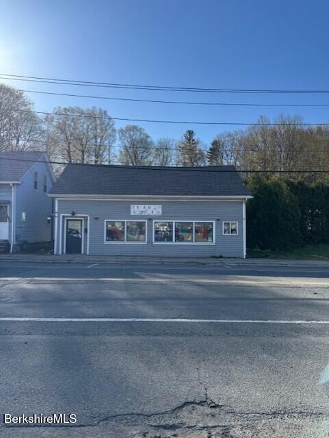 56-58 Columbia Street Adams, MA 01220 - Photo 12 of 14 thumbnail_IMG_4936