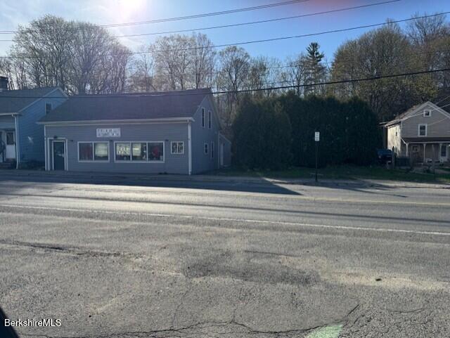 56-58 Columbia Street Adams, MA 01220 - Photo 14 of 14 thumbnail_IMG_4948