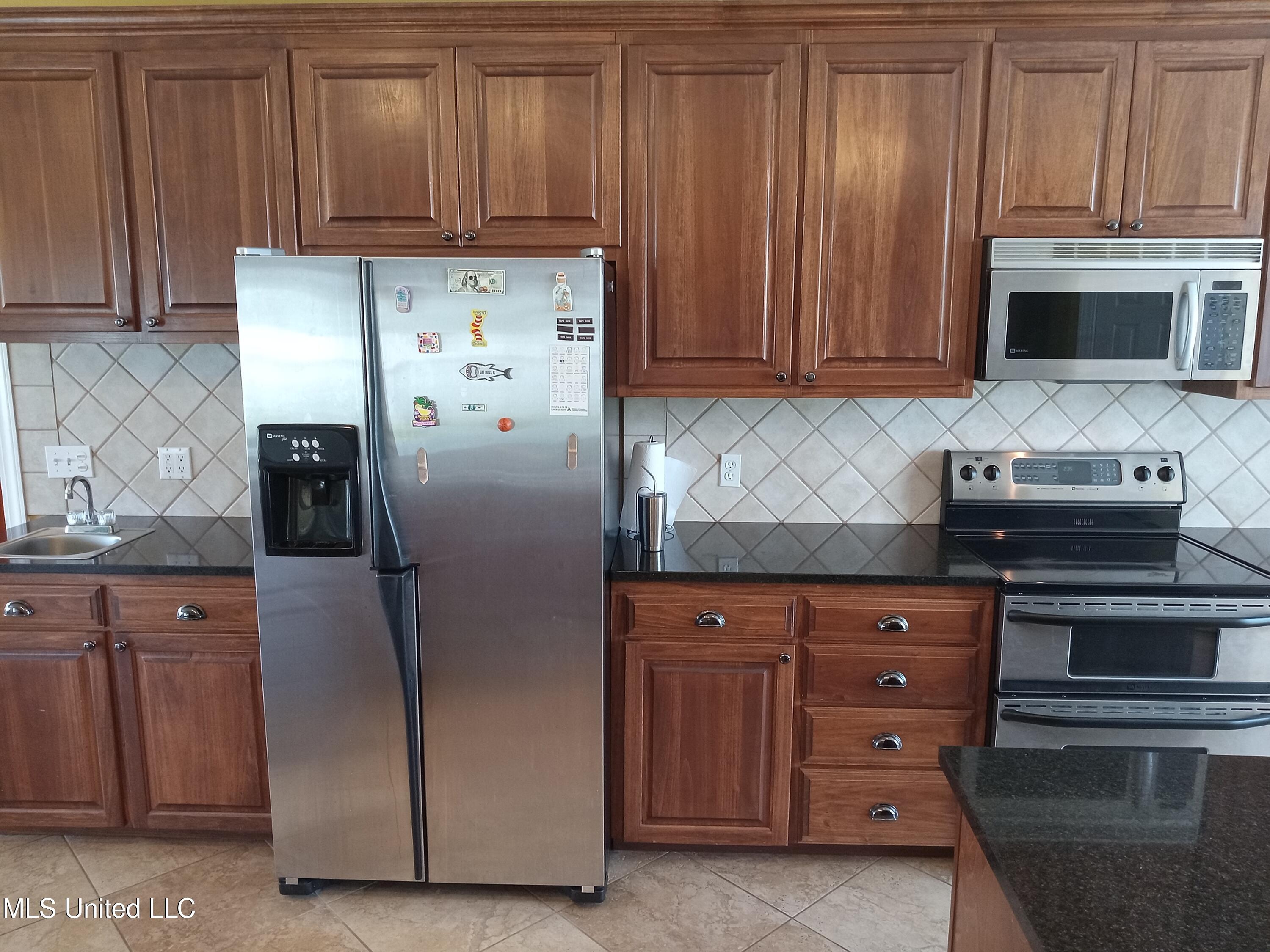 496 Cleveland Crossing Road Cleveland, MS 38732 - Photo 17 of 50 20240808_143520