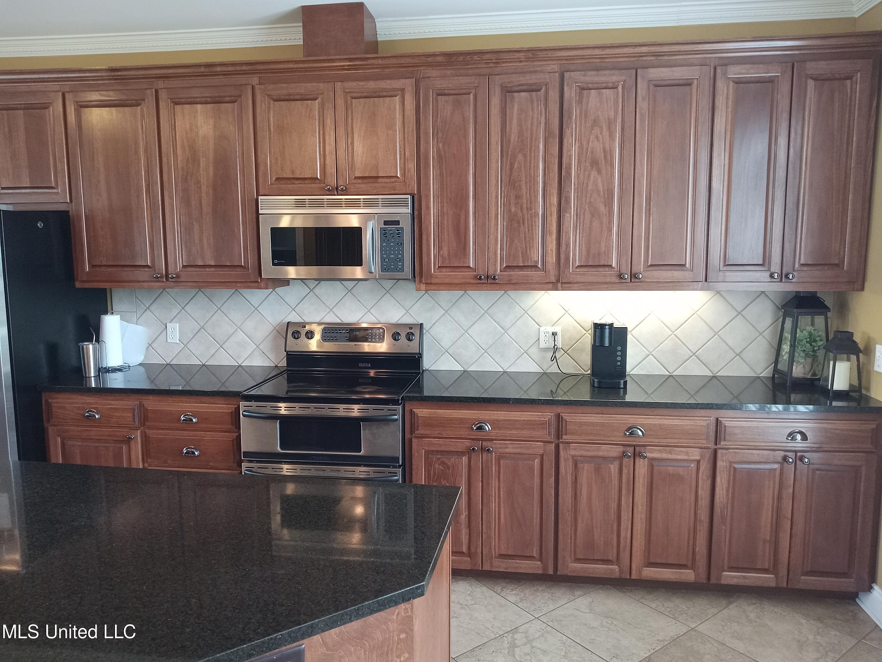 496 Cleveland Crossing Road Cleveland, MS 38732 - Photo 18 of 50 20240808_143527