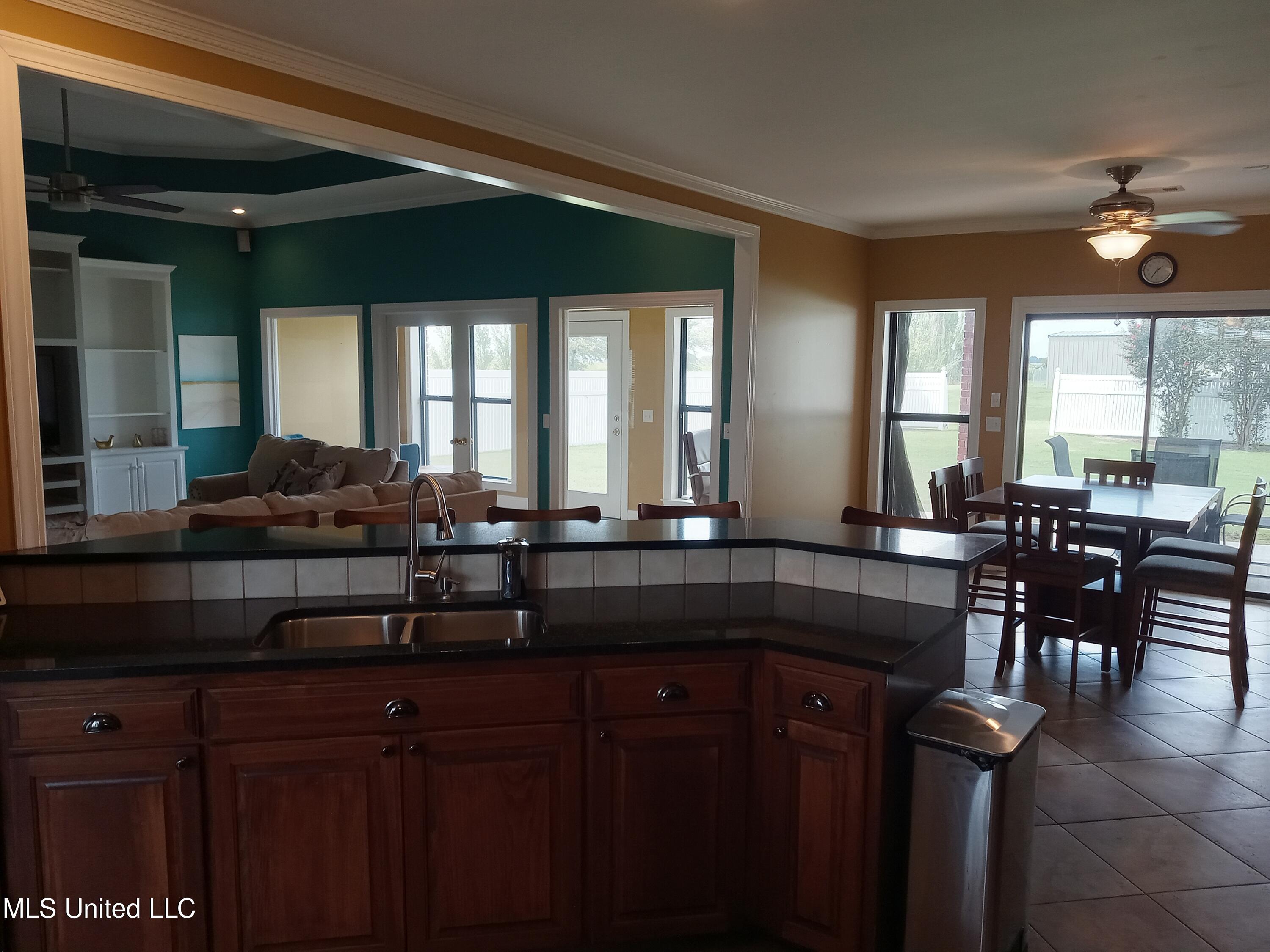 496 Cleveland Crossing Road Cleveland, MS 38732 - Photo 19 of 50 20240808_143539