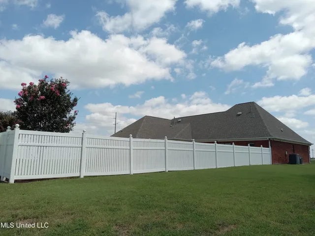 $565,000 | 496 Cleveland Crossing Road, Cleveland, MS 38732