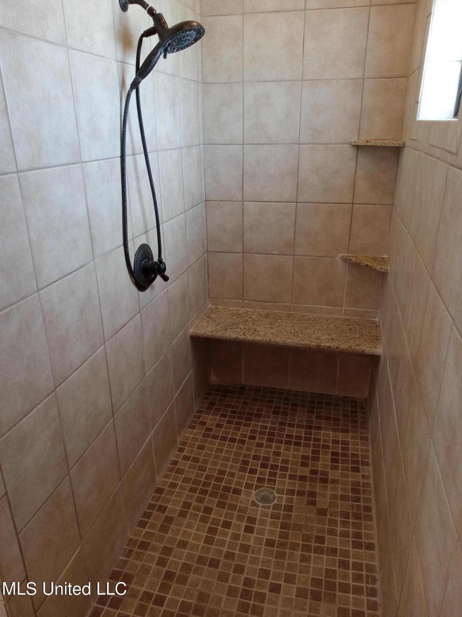 496 Cleveland Crossing Road Cleveland, MS 38732 - Photo 31 of 50 20240808_144130