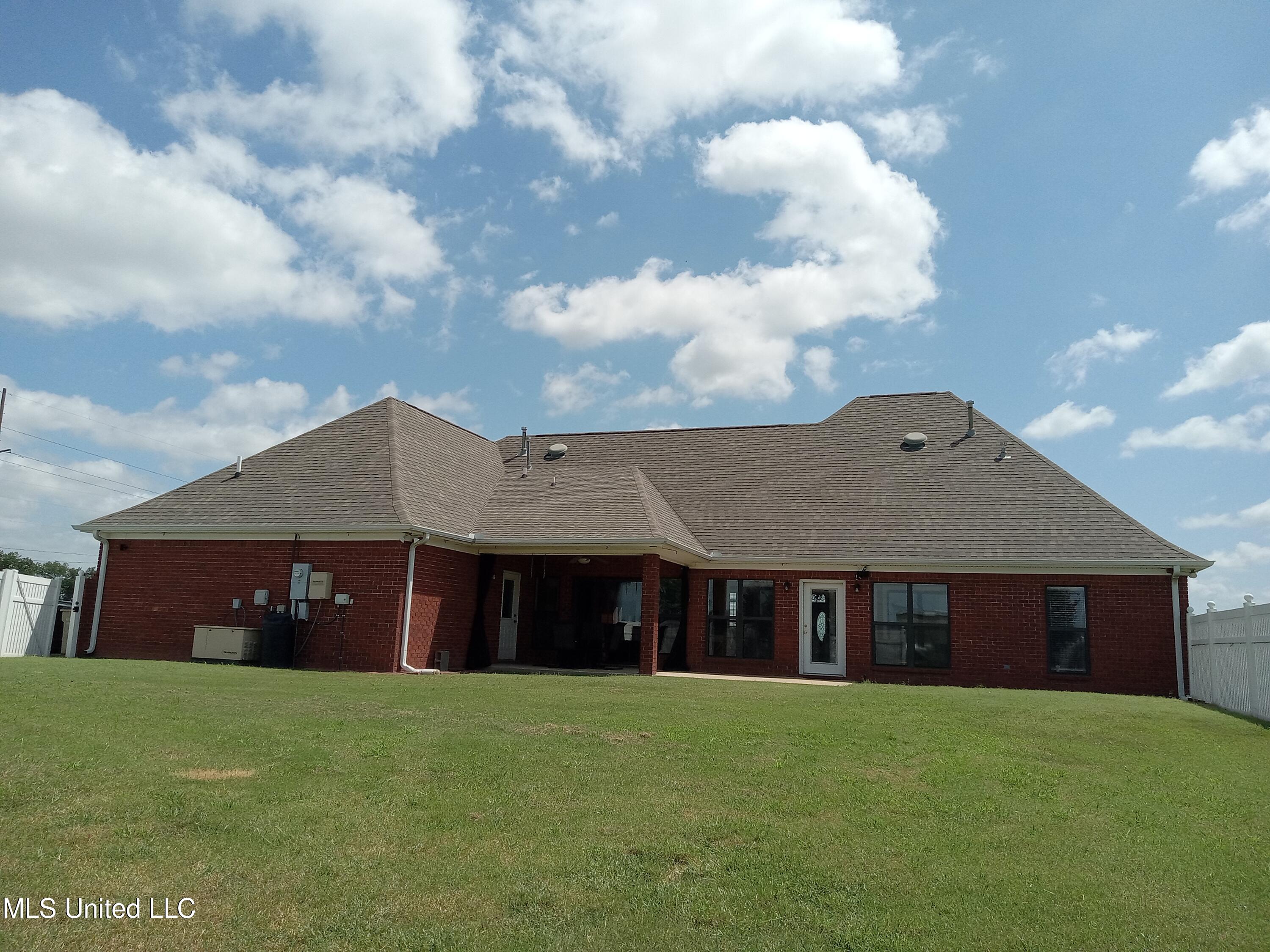 496 Cleveland Crossing Road Cleveland, MS 38732 - Photo 41 of 50 20240808_142328