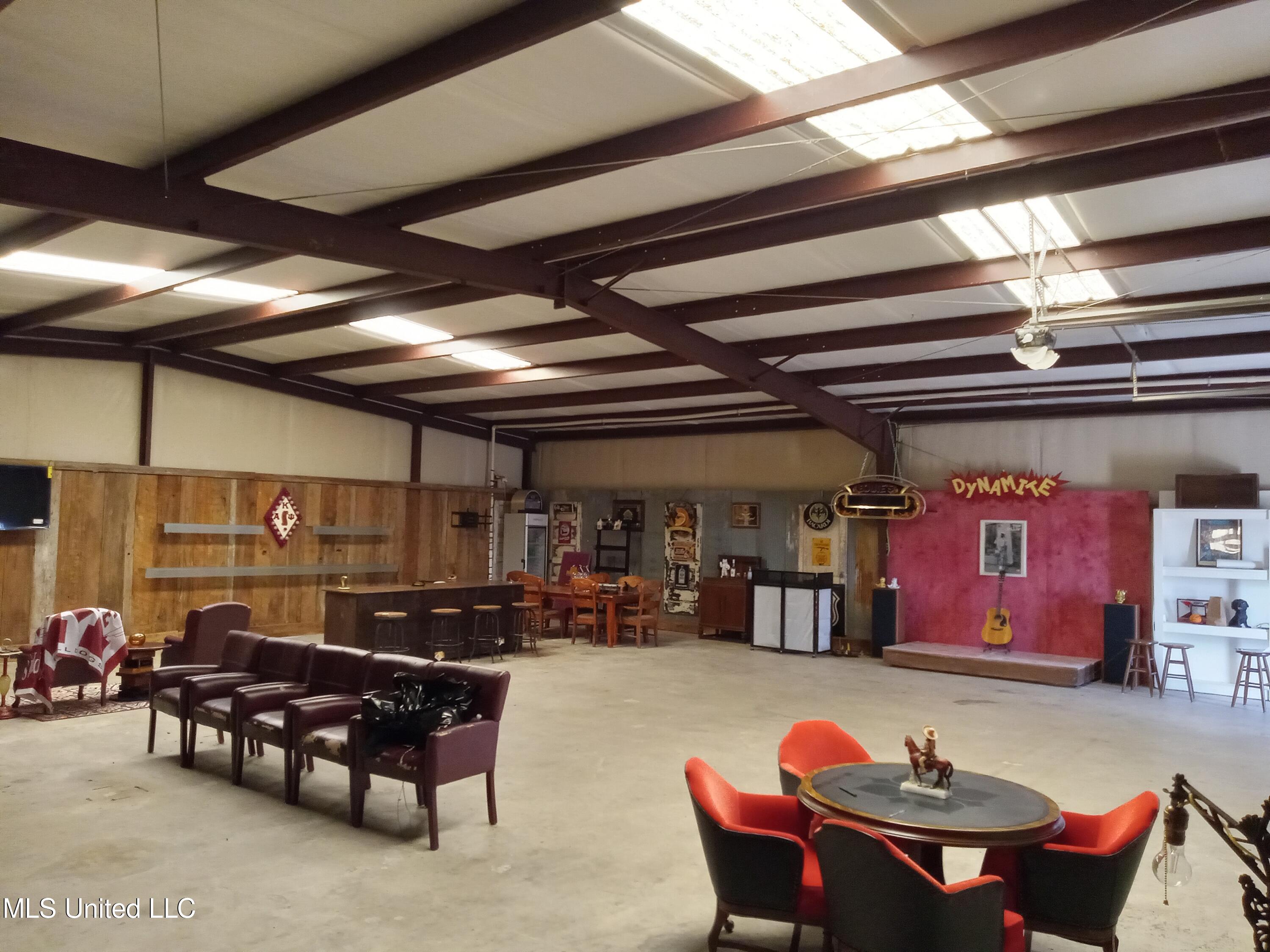 496 Cleveland Crossing Road Cleveland, MS 38732 - Photo 49 of 50 20240808_145922