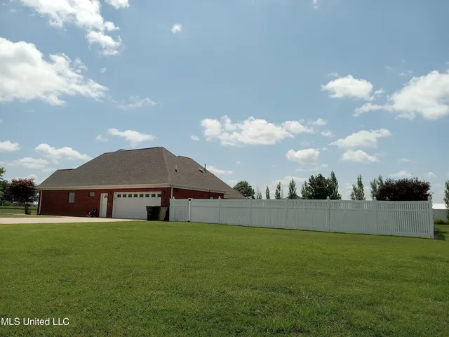 $565,000 | 496 Cleveland Crossing Road, Cleveland, MS 38732