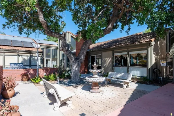 $2,100 | 254 Sequoia Court, Unit 36, Thousand Oaks, CA 91360