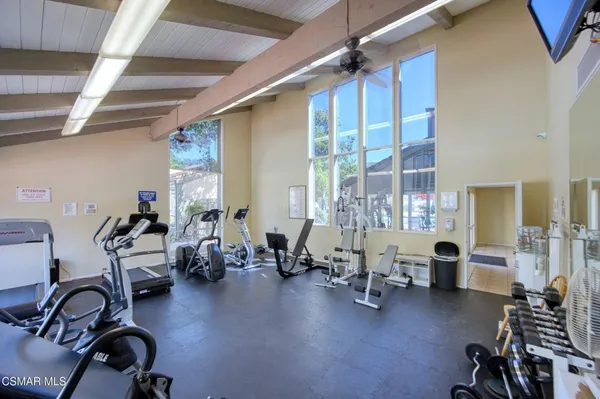 $2,000 | 254 Sequoia Court, Unit 36, Thousand Oaks, CA 91360