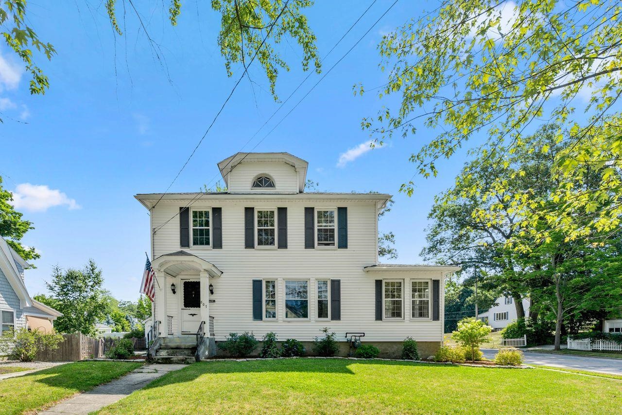 807 Maple Street Manchester, NH 03104 - Photo 1 of 38 Gallery Image 1