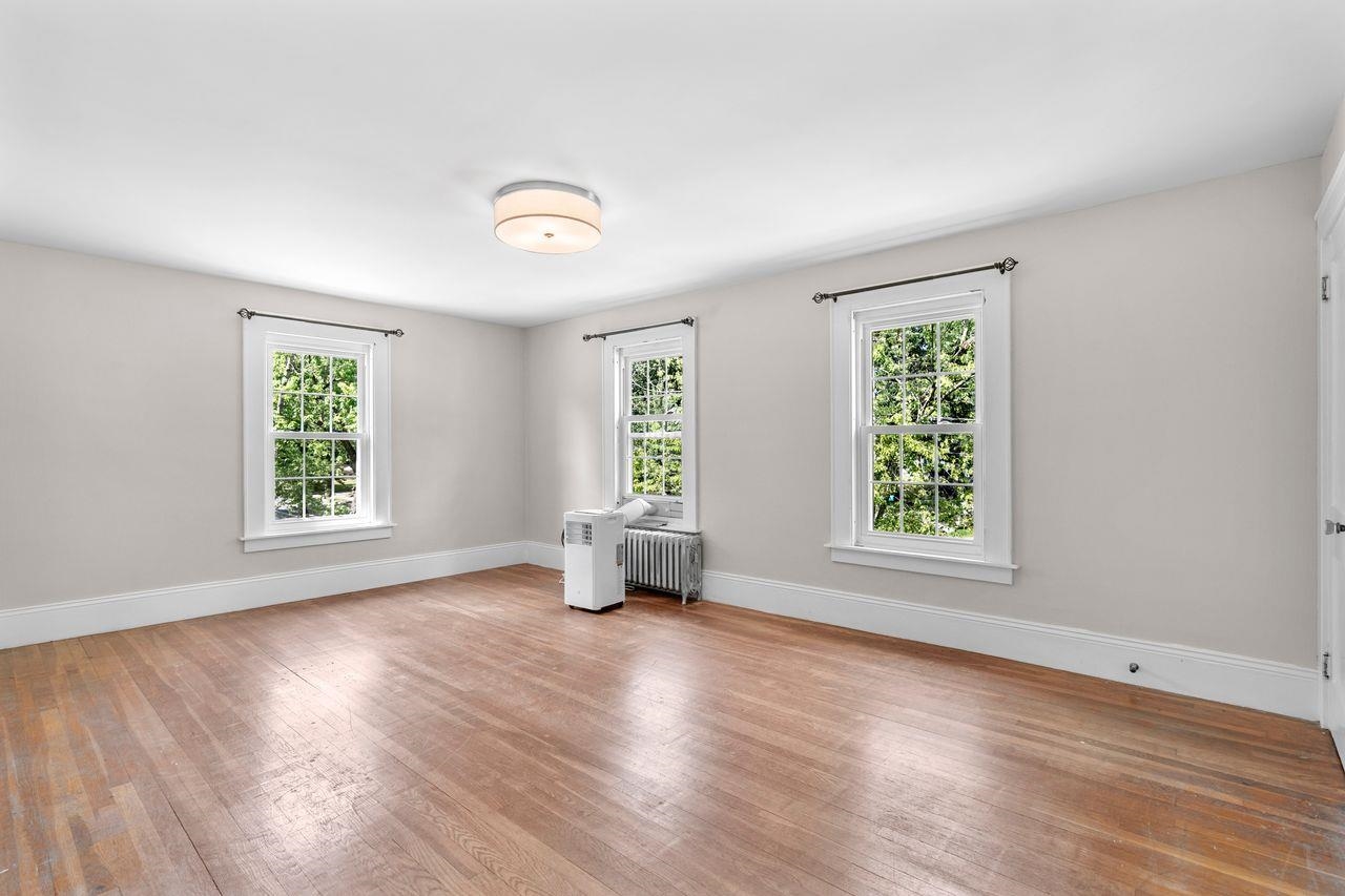 807 Maple Street Manchester, NH 03104 - Photo 18 of 38 Gallery Image 18