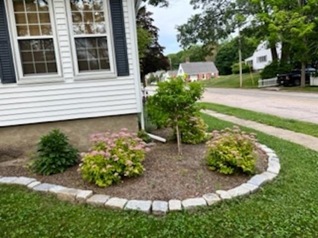 807 Maple Street Manchester, NH 03104 - Photo 37 of 38 Gallery Image 37