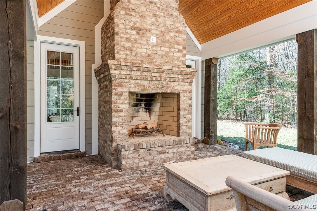8401 Croaker Road Williamsburg, VA 23188 - Photo 29 of 48 a outdoor space view with a sitting space