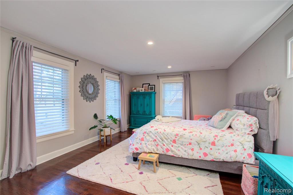 686 Washington Road Grosse Pointe, MI 48230 - Photo 46 of 73