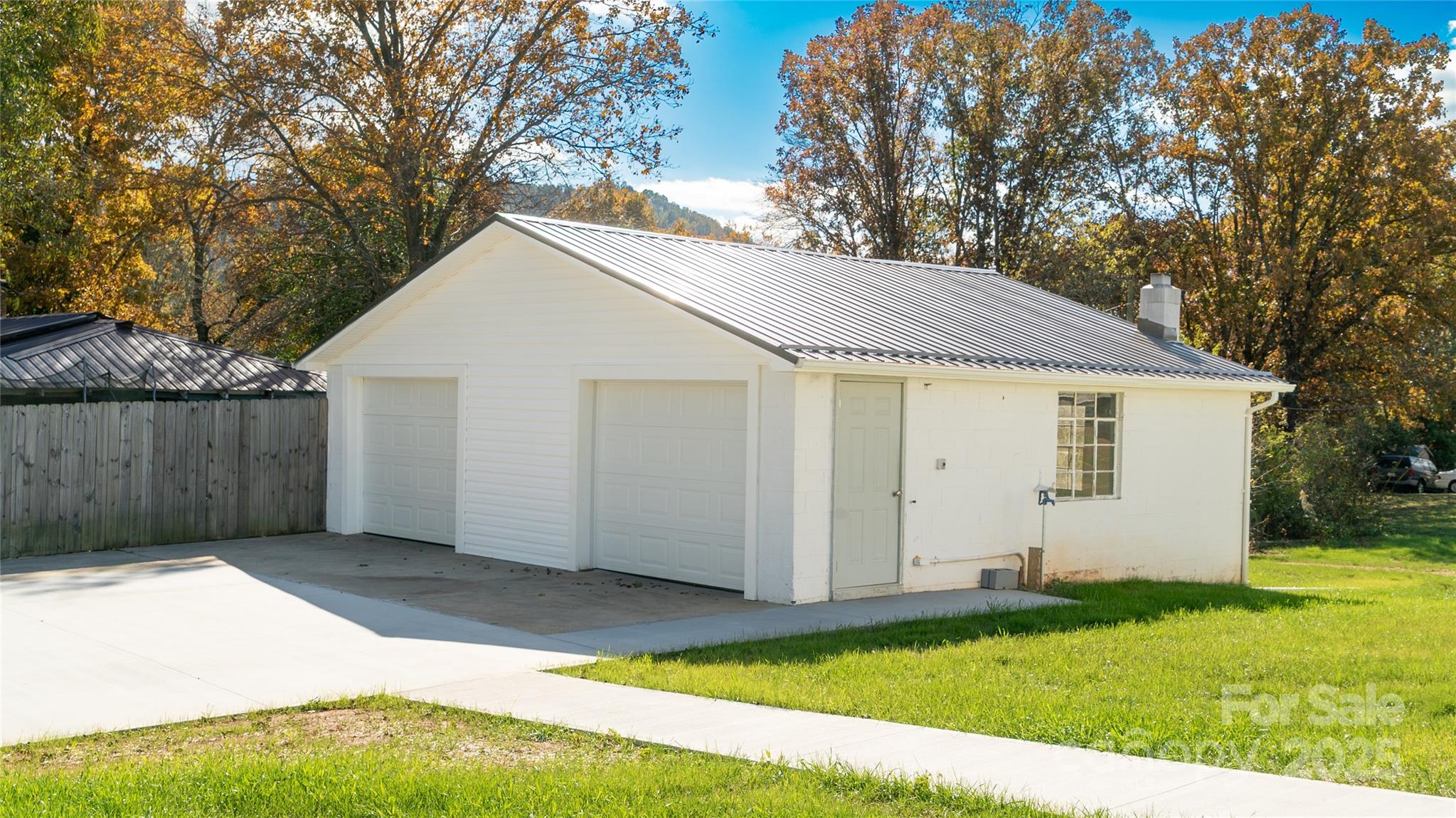 5894 Fisher Davis Road Morganton, NC 28655 - Photo 3 of 23 Gallery Image 3