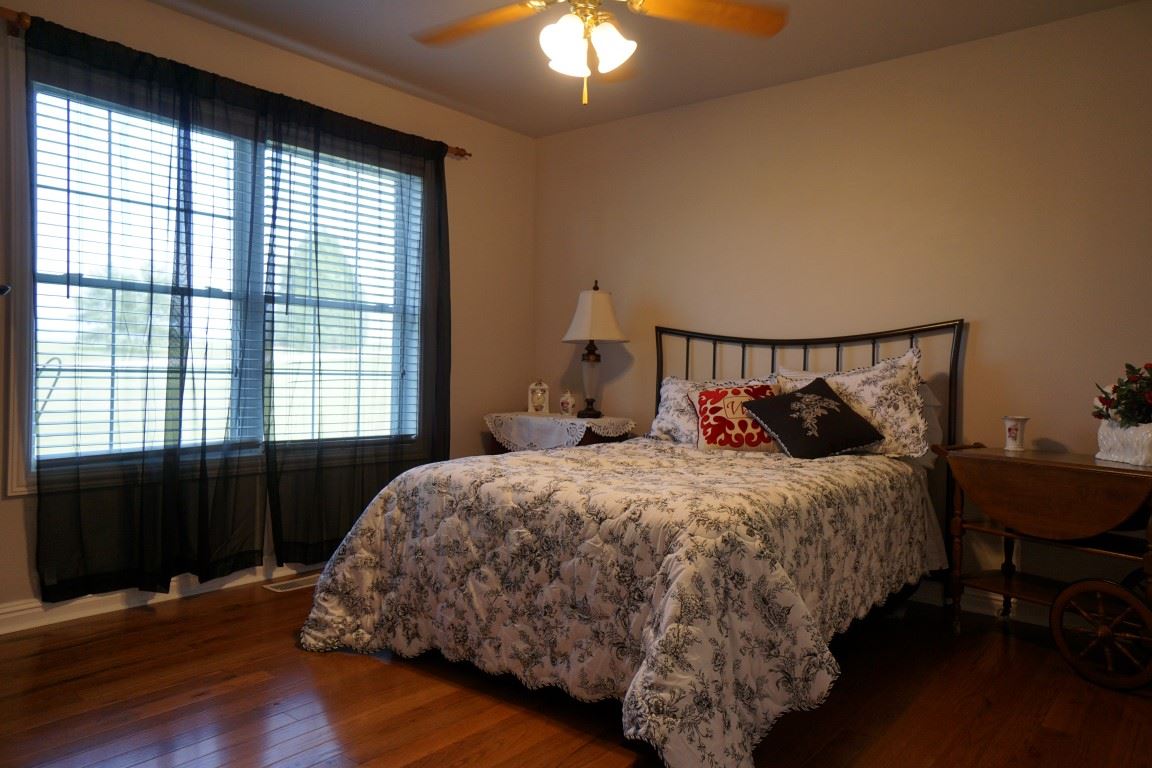 3499 West Martin Road Newburgh, IN 47630 - Photo 14 of 36 Gallery Image 14