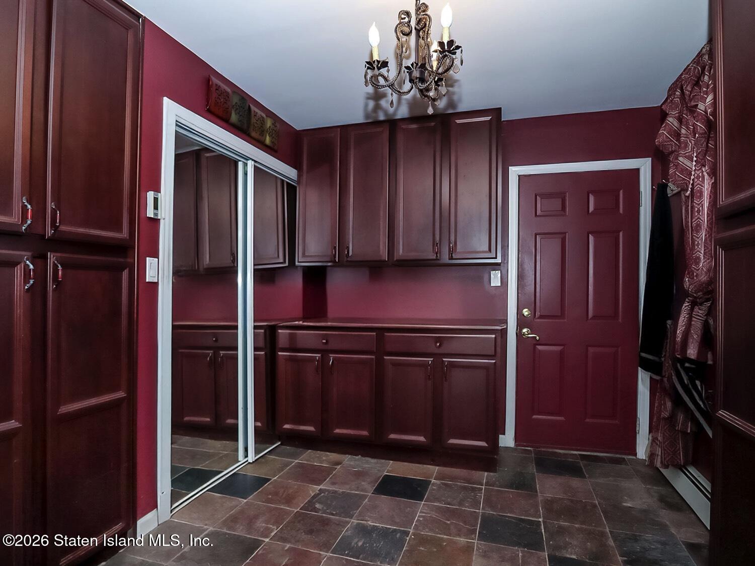 39 Hasbrouck Road Staten Island, NY 10304 - Photo 23 of 64 IMG_7295