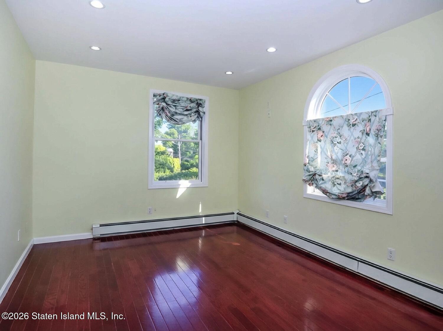 39 Hasbrouck Road Staten Island, NY 10304 - Photo 31 of 64 IMG_7256