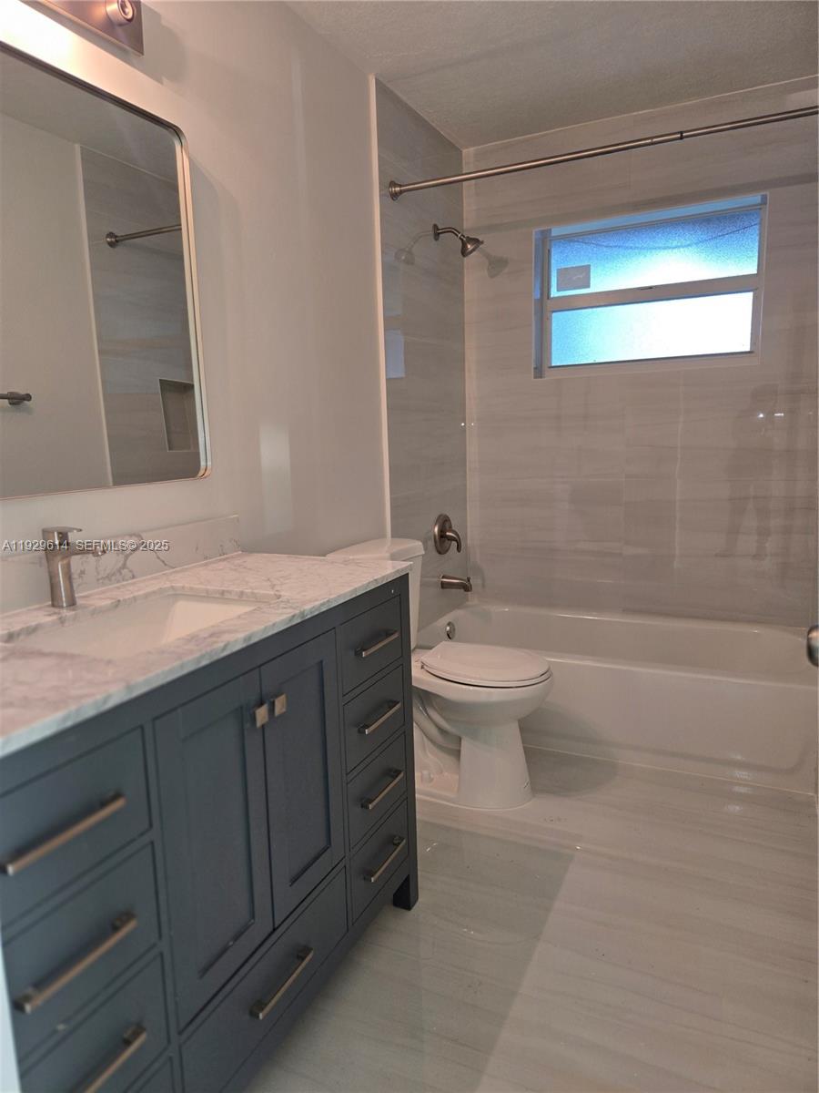 13828 Harrison Street Miami, FL 33176 - Photo 7 of 15