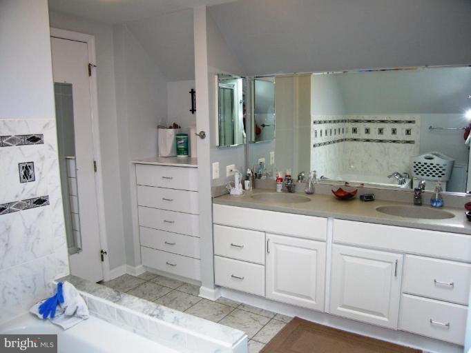 7516 Sebago Road Bethesda, MD 20817 - Photo 9 of 30 Master Bath Photo 3