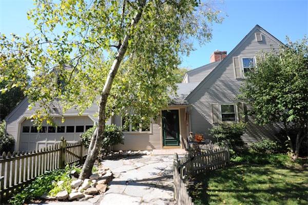 471 Bay Road Amherst, MA 01002 - Photo 1 of 30 a front view of a house with a tree