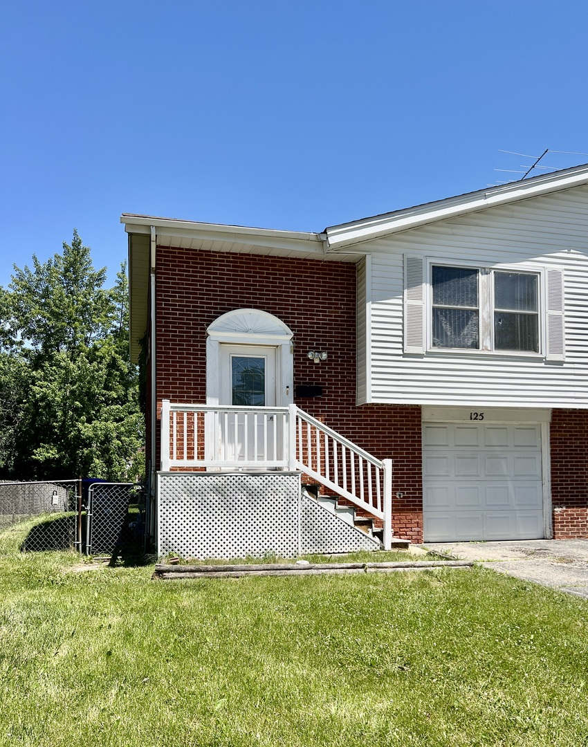 125 Springinsguth Road Schaumburg, IL 60193 - Photo 1 of 18 Gallery Image 1