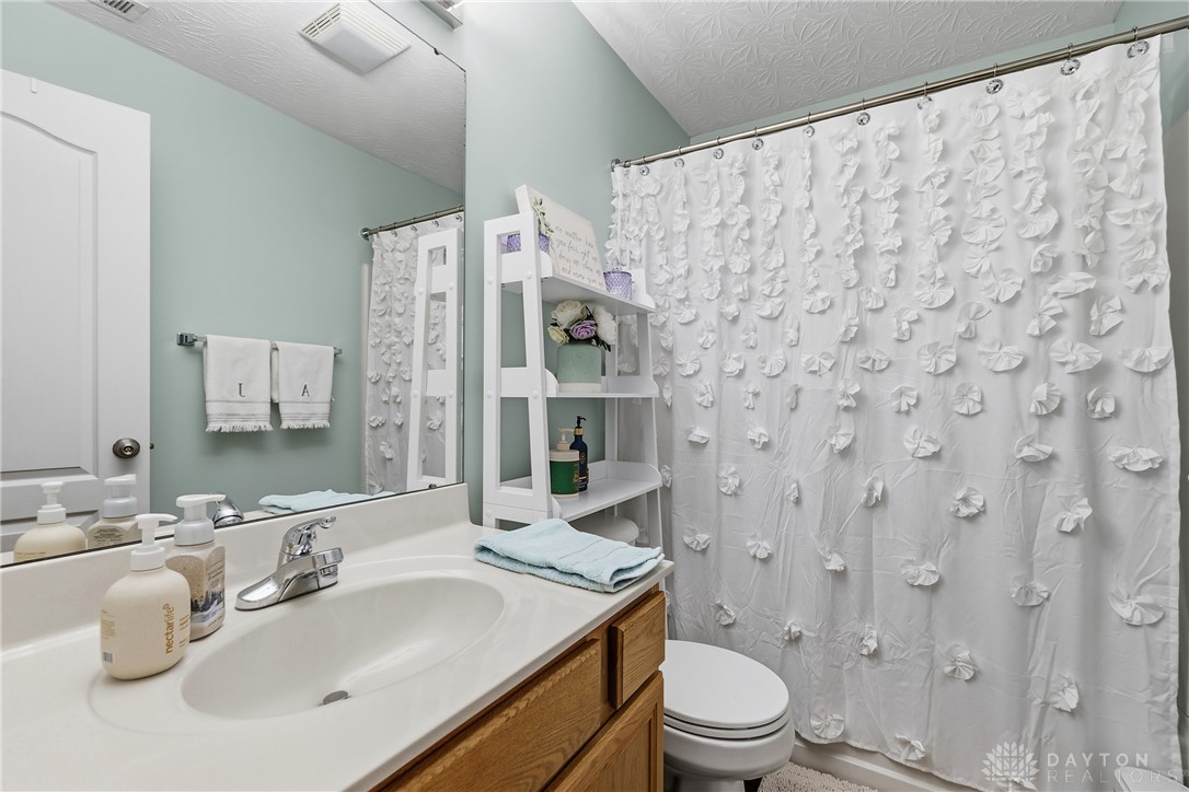 3408 North Bend Road, Unit 34087 Cincinnati, OH 45247 - Photo 3 of 25