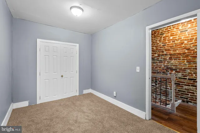 a view of empty room